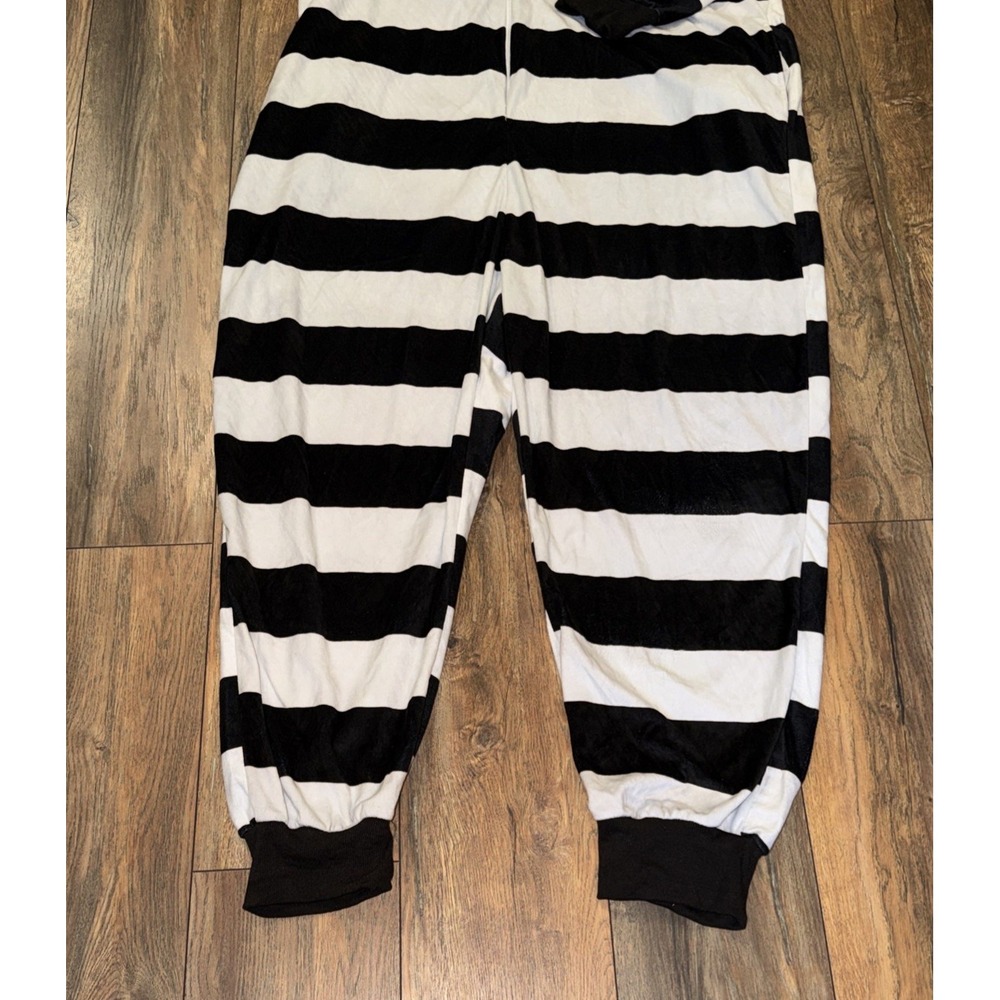 Beetlejuice Black & White Striped Hooded Sandworm One-Piece Costume Jumpsuit LXL - Picture 3 of 9